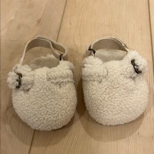 Bay Gap - Cozy Cream Sherpa Clog - Soft Faux Shearling - 6-12M